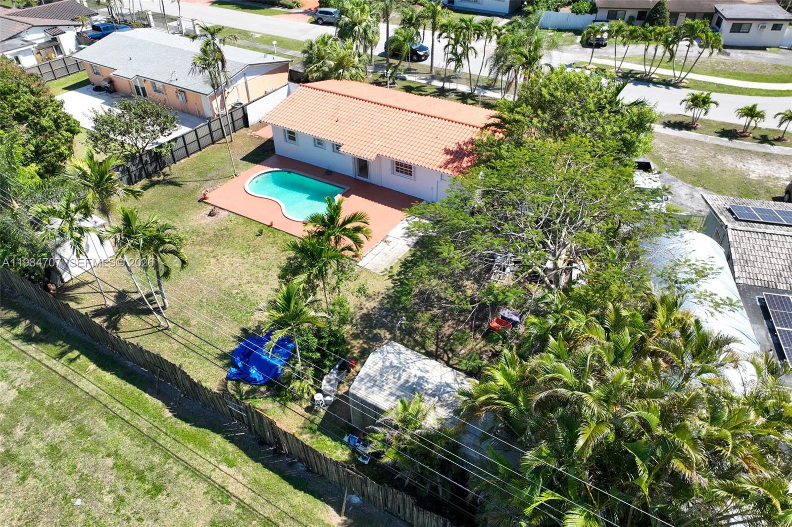 10521 Southwest 41st Terrace Miami, FL 33165 - Photo 66 of 68