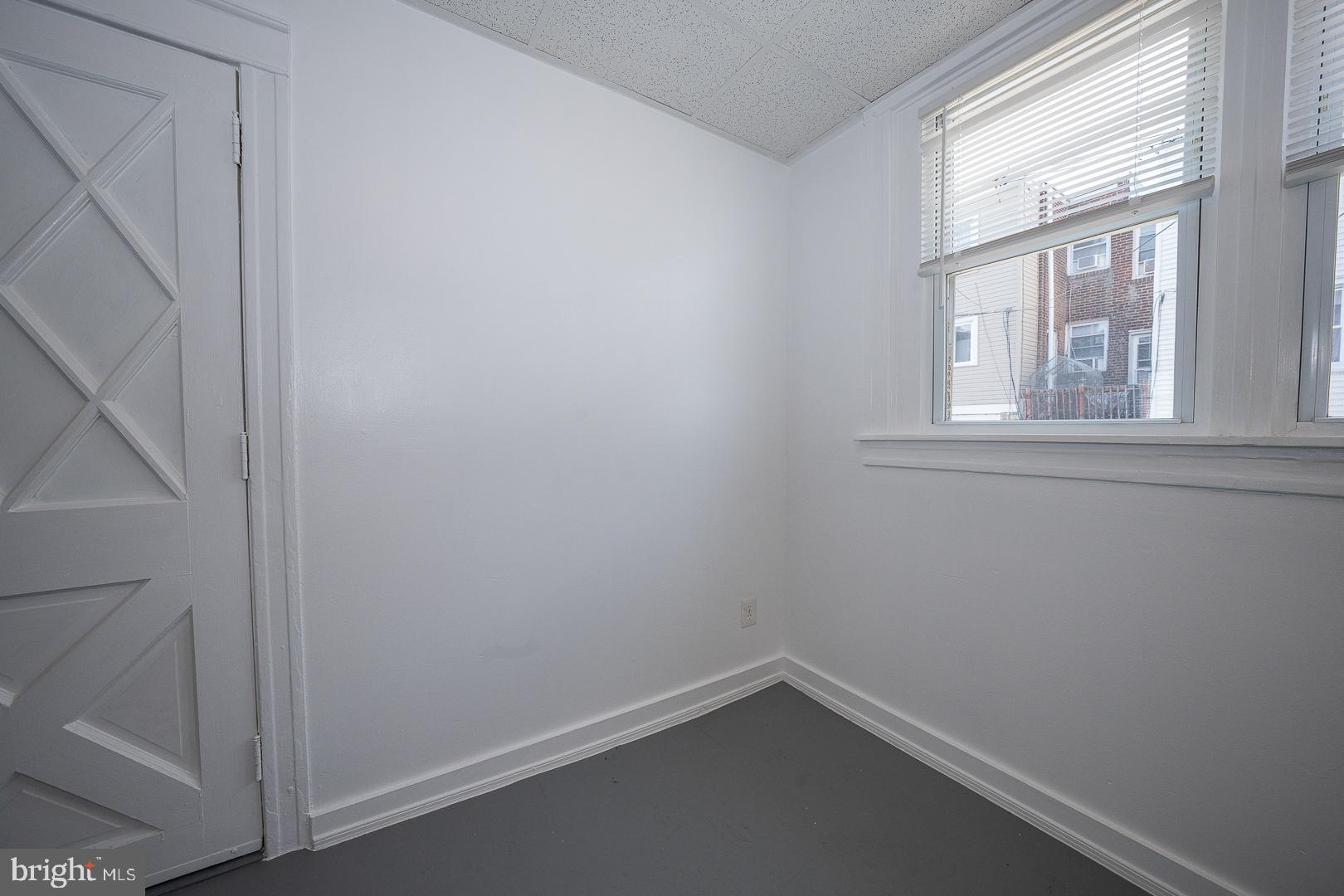 416 Woodcliffe Road Upper Darby, PA 19082 - Photo 17 of 38