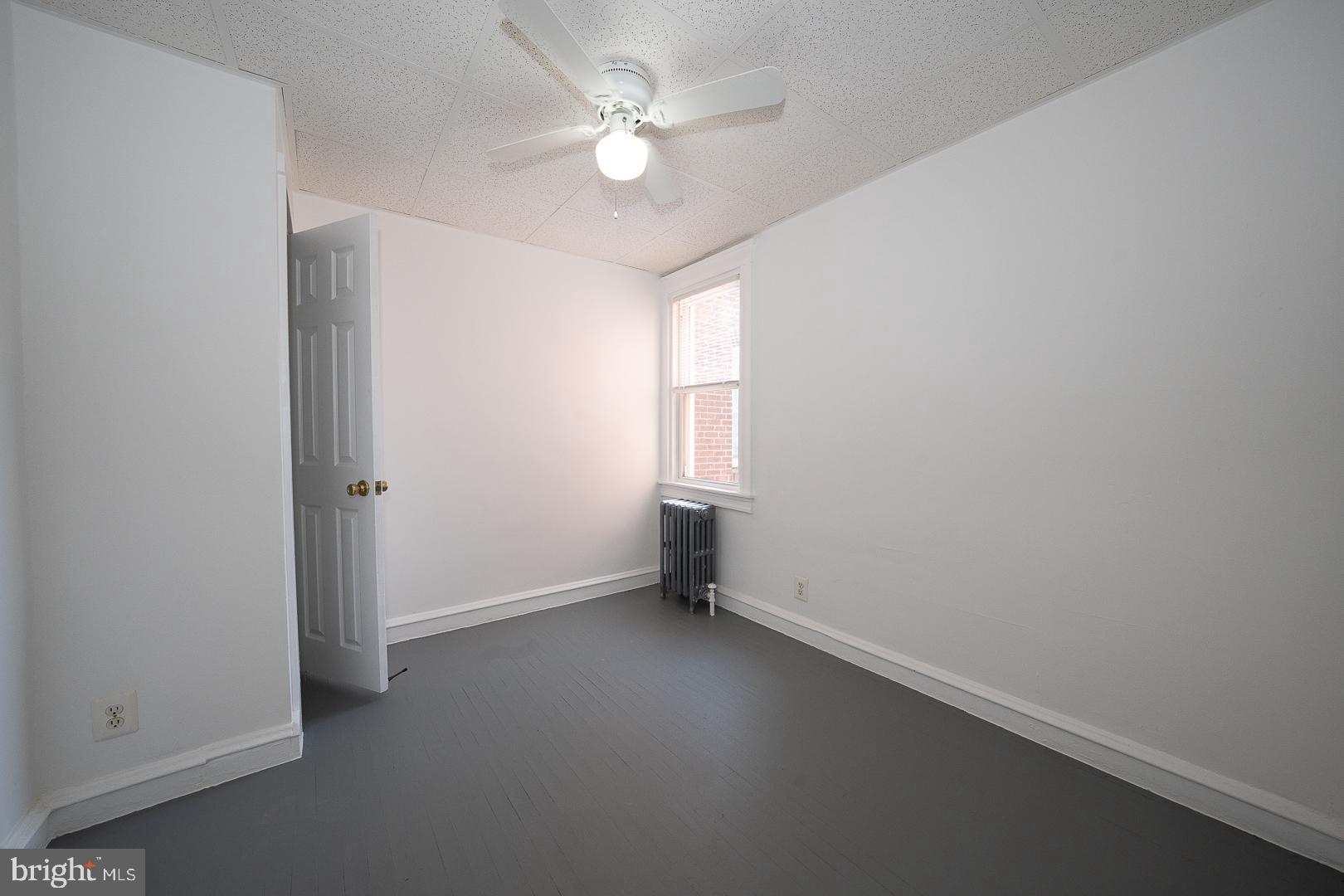 416 Woodcliffe Road Upper Darby, PA 19082 - Photo 24 of 38