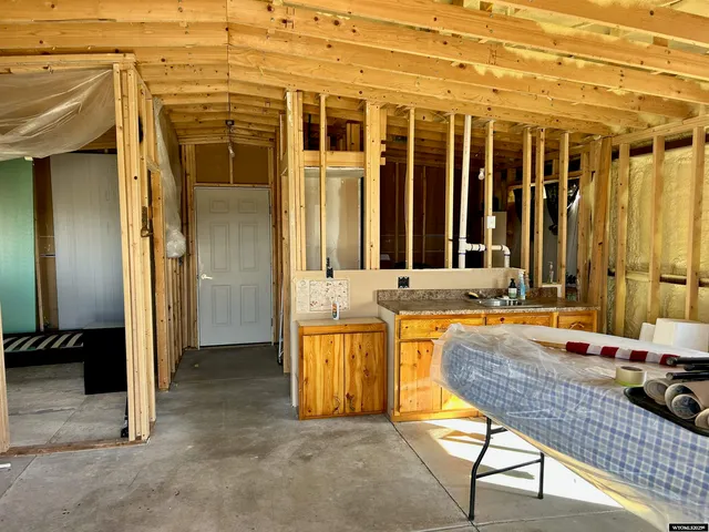 $330,000 | 1242 Highway 20, Basin, WY 82410