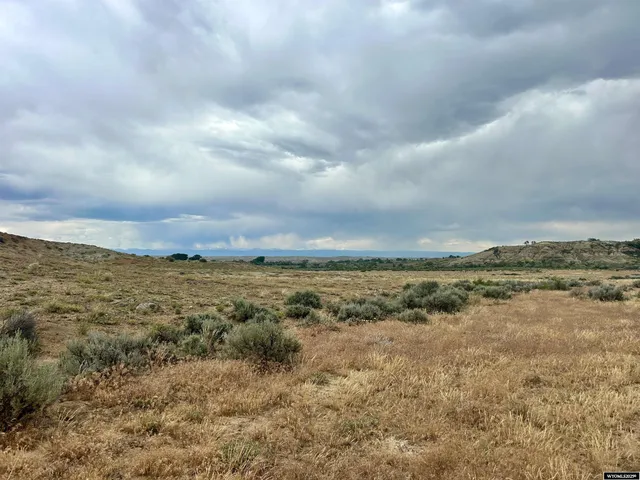 $330,000 | 1242 Highway 20, Basin, WY 82410