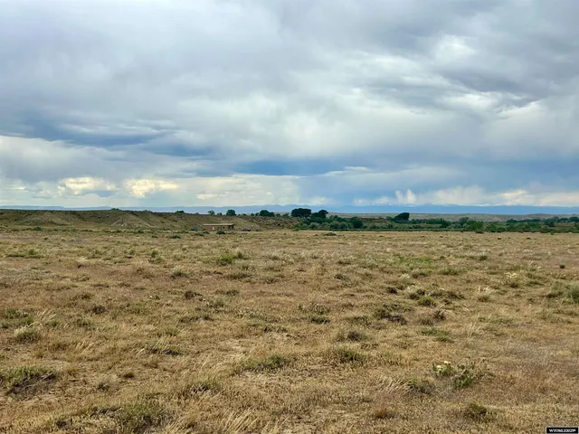 $330,000 | 1242 Highway 20, Basin, WY 82410