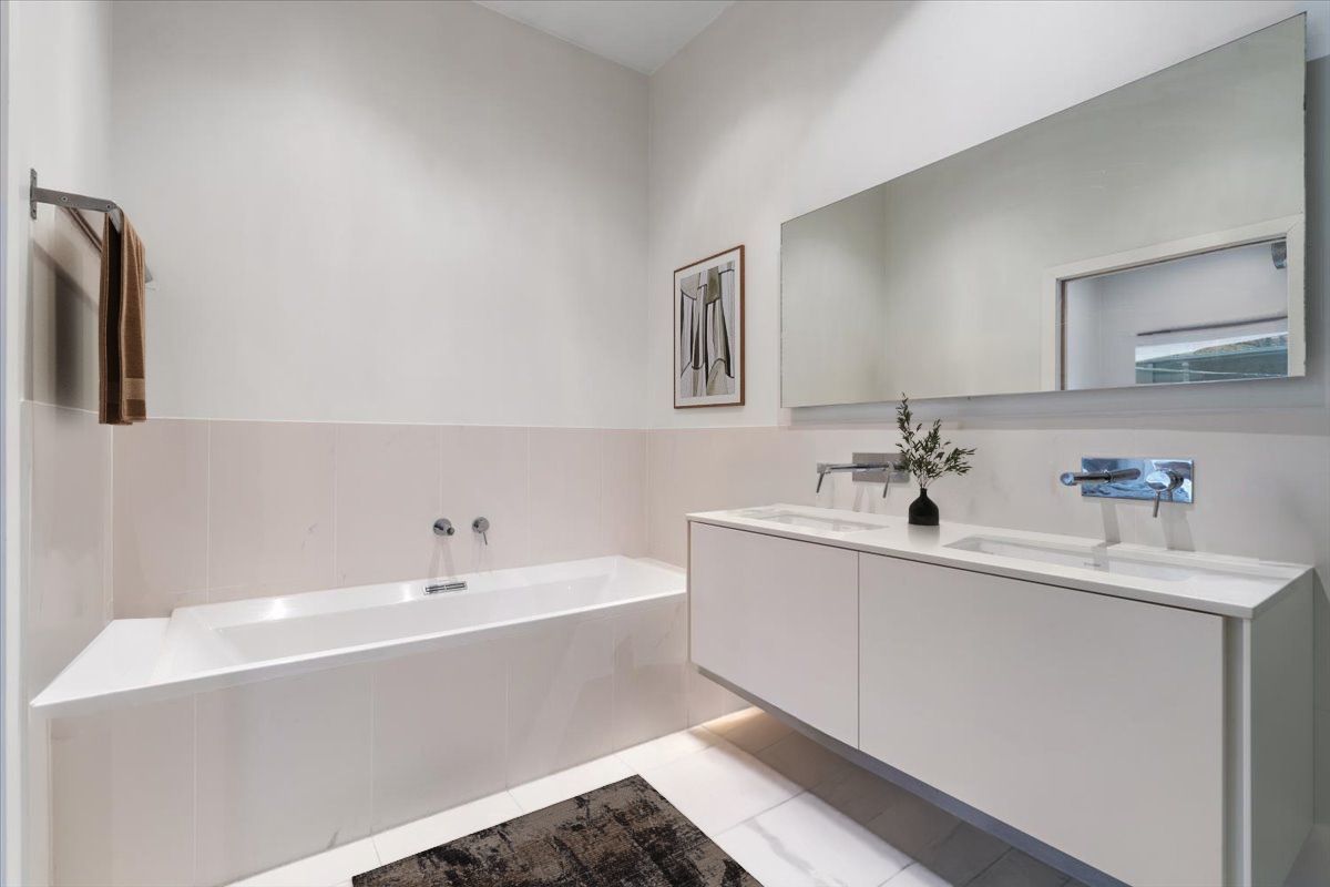 2016 West Concord Place Chicago, IL 60647 - Photo 15 of 30