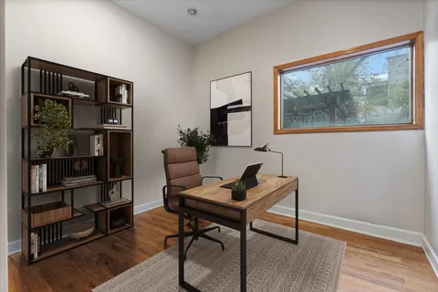 $1,150,000 | 2016 West Concord Place, Chicago, IL 60647