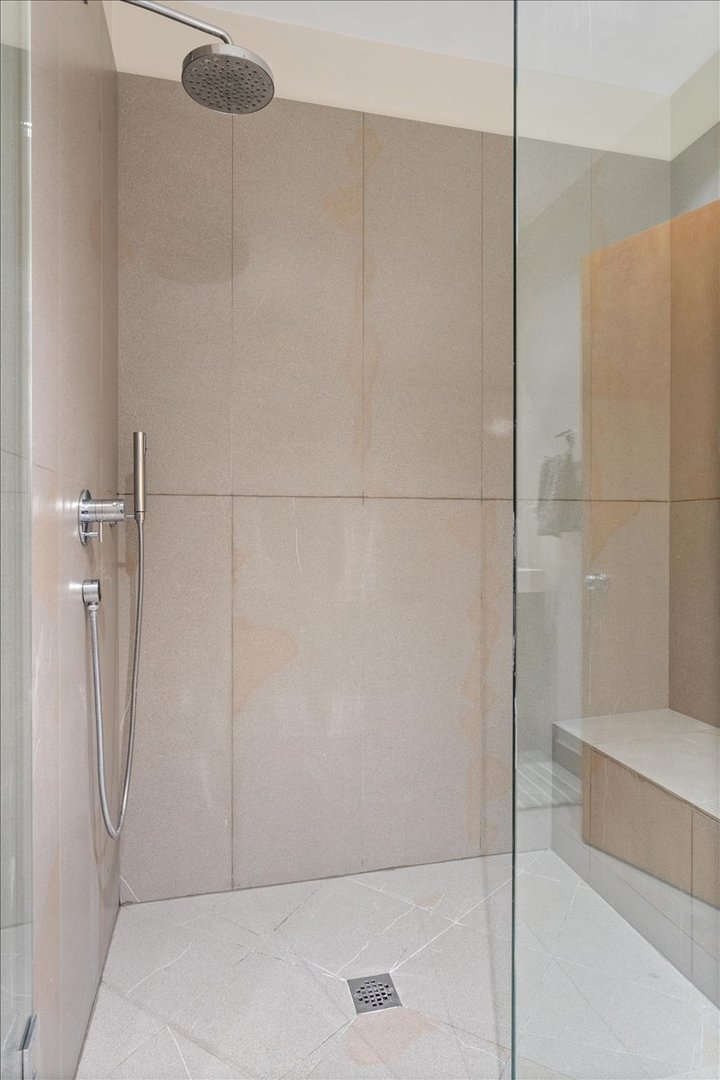 2016 West Concord Place Chicago, IL 60647 - Photo 19 of 30