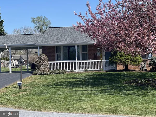 $330,000 | 9 Dartmouth Drive, Hagerstown, MD 21742