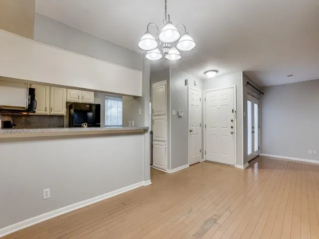 $1,850 | 5200 Martel Avenue, Unit 2C, Dallas, TX 75206