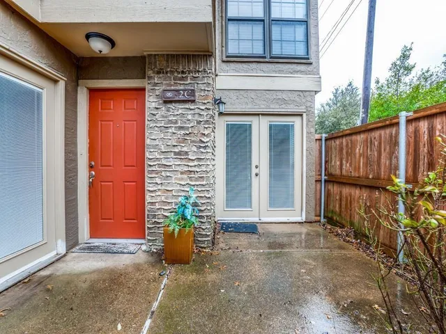 $1,850 | 5200 Martel Avenue, Unit 2C, Dallas, TX 75206