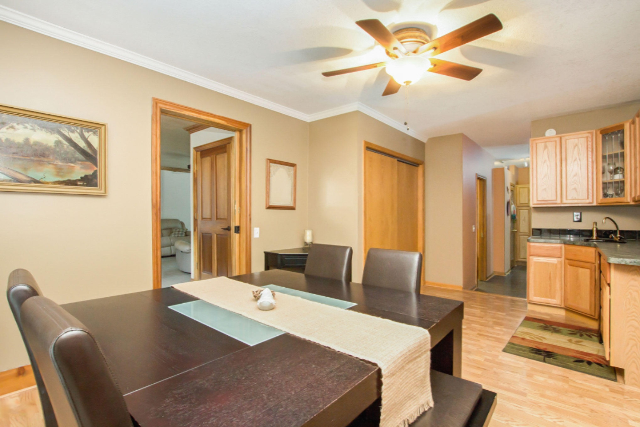 3520 Stearns Road Ludington, MI 49431 - Photo 36 of 86 MIL suite Dining room/Wet bar