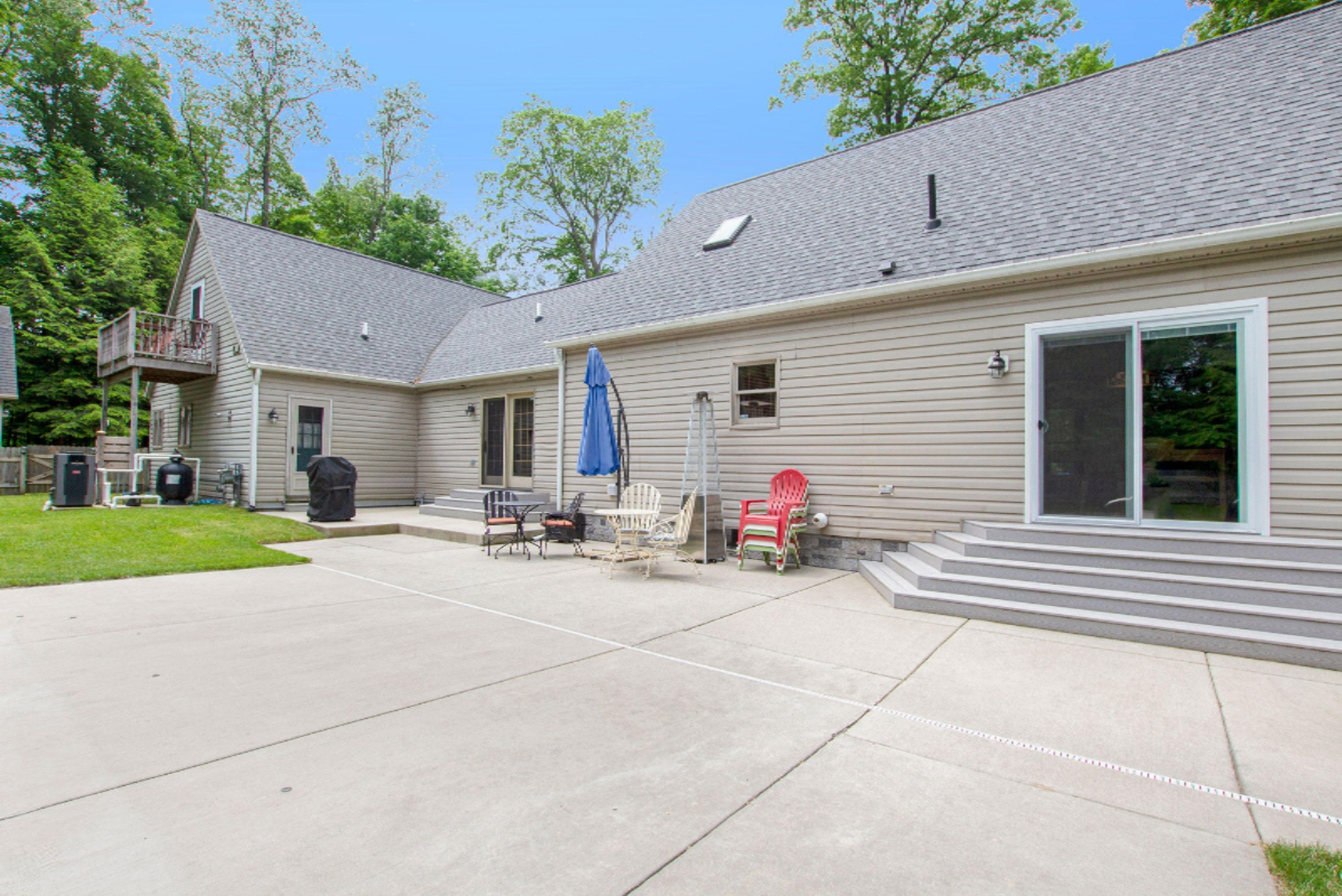 3520 Stearns Road Ludington, MI 49431 - Photo 83 of 86 Large patio area