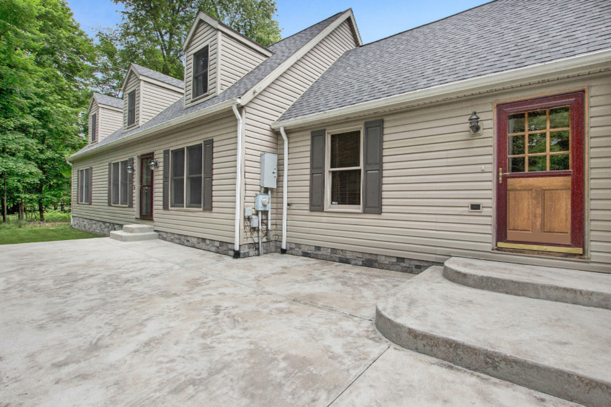 3520 Stearns Road Ludington, MI 49431 - Photo 86 of 86 Front entry