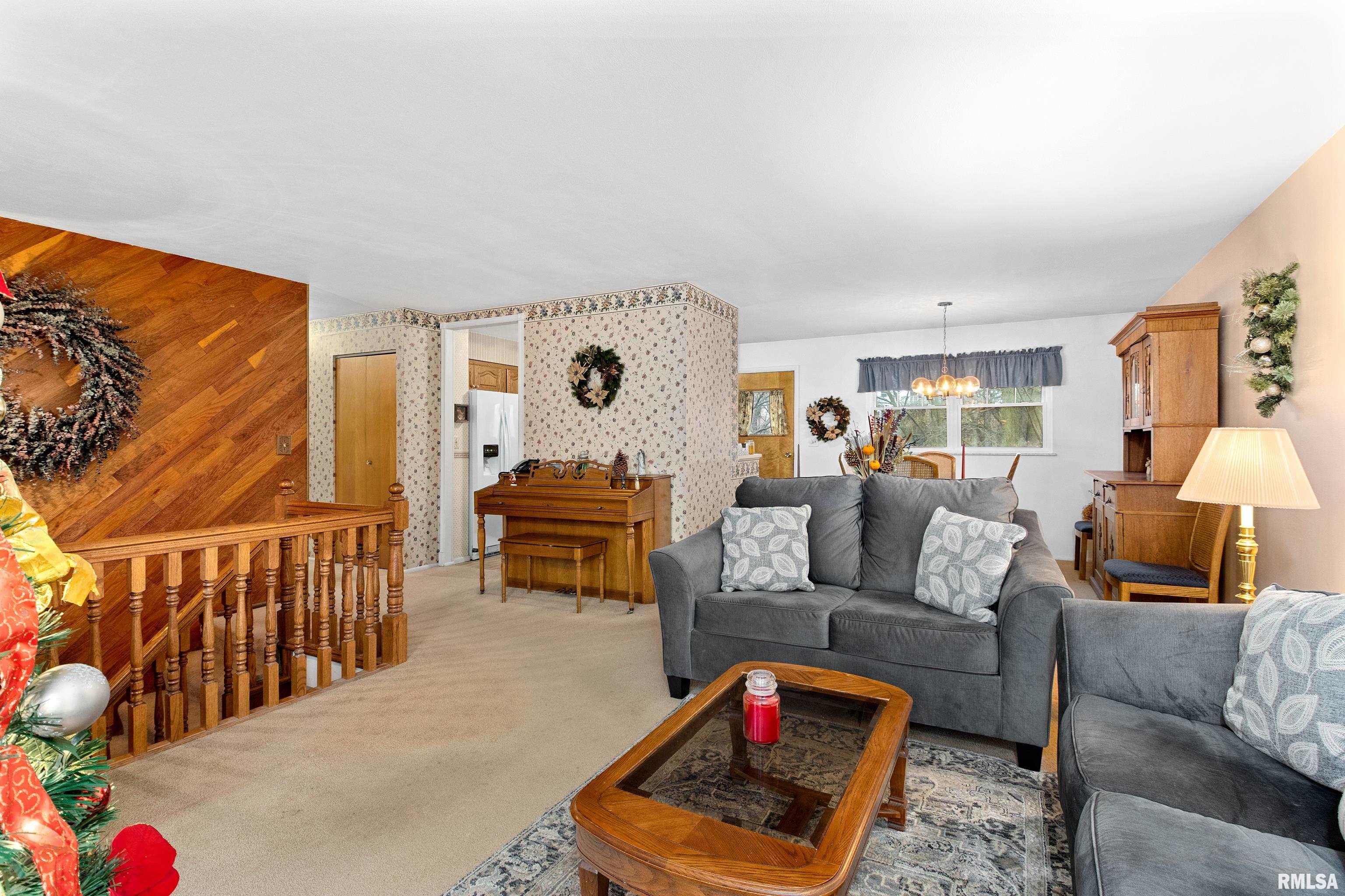 6146 North Hamilton Road Peoria, IL 61614 - Photo 6 of 25 Gallery Image 6