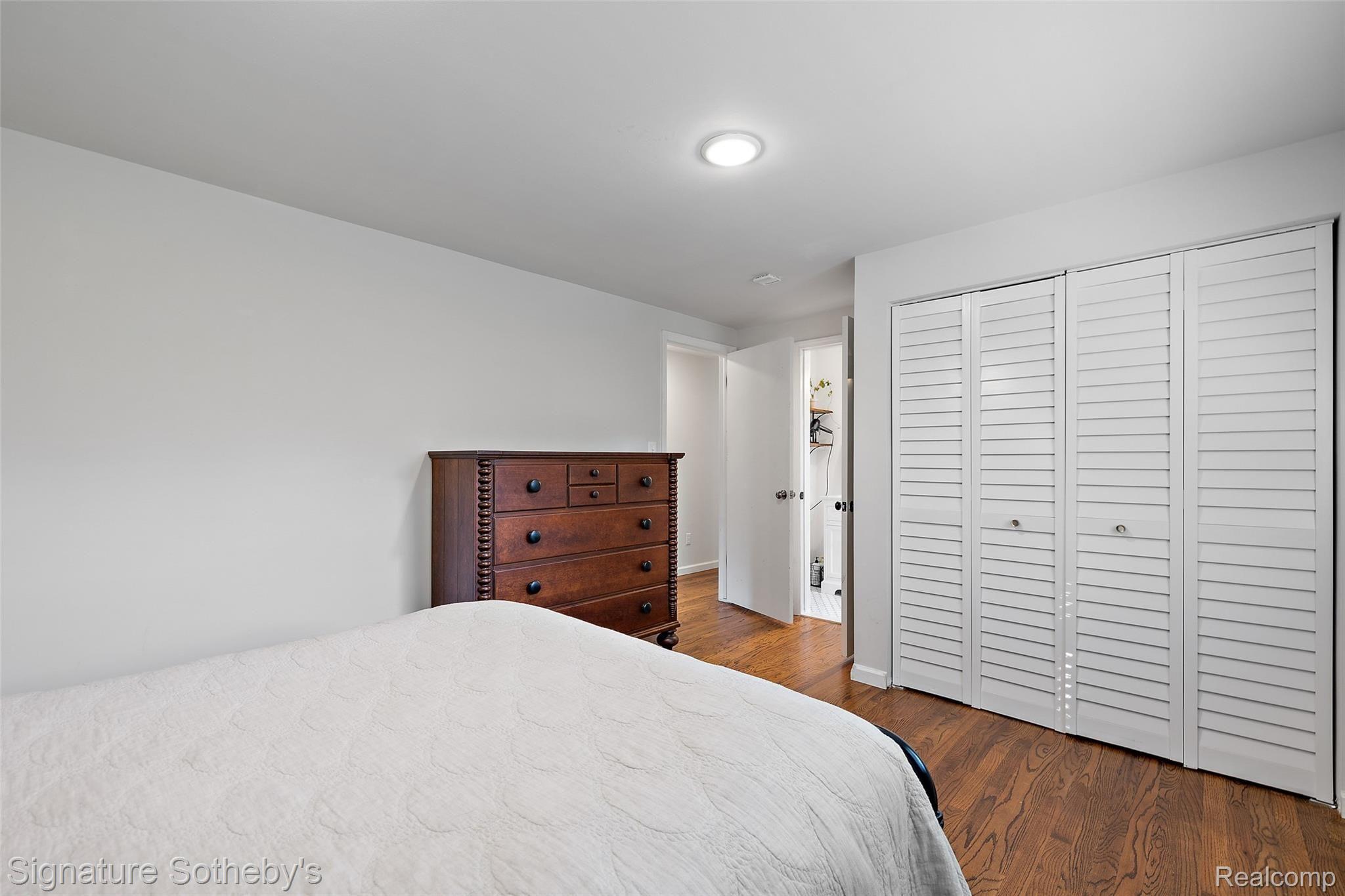 4210 England Beach Road White Lake, MI 48383 - Photo 26 of 46 4210 England Beach-41.jpg