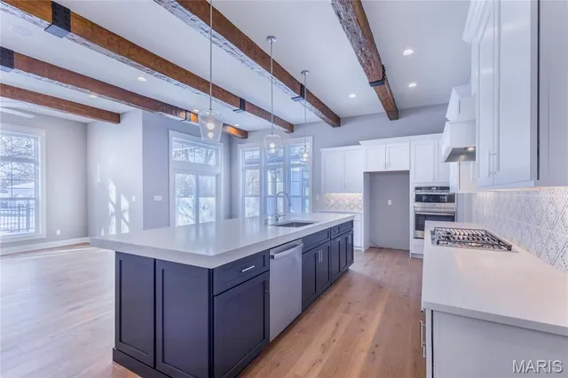 $1,259,000 | 435 Landscape Court, Webster Groves, MO 63119