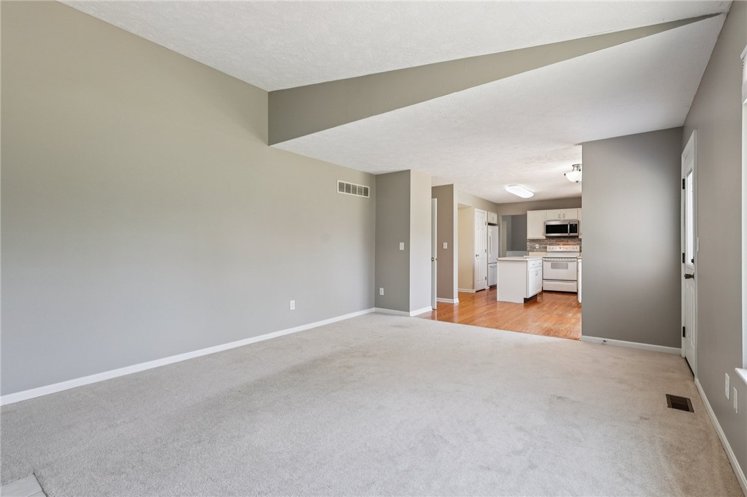 165 Meadows Drive Springboro, OH 45066 - Photo 15 of 58