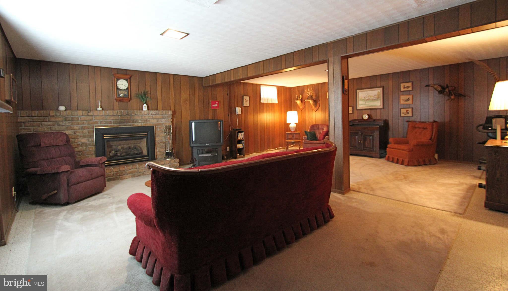 315 Kolbe Road Westminster, MD 21157 - Photo 16 of 23 Family Room