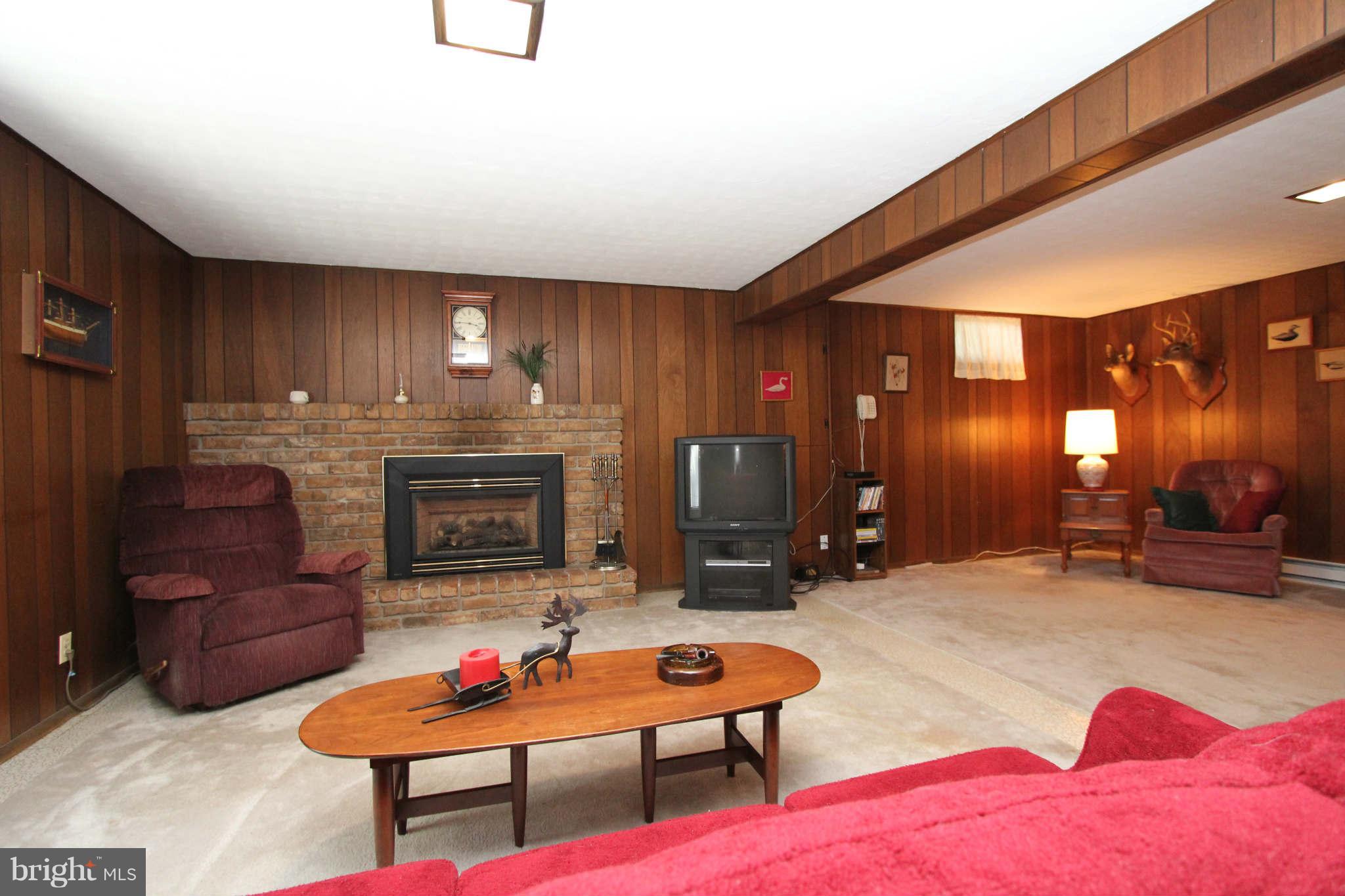 315 Kolbe Road Westminster, MD 21157 - Photo 17 of 23 Family Room