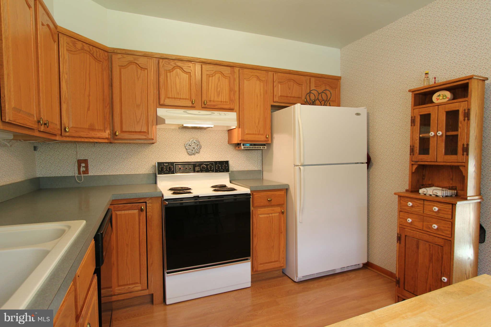 315 Kolbe Road Westminster, MD 21157 - Photo 8 of 23 Kitchen