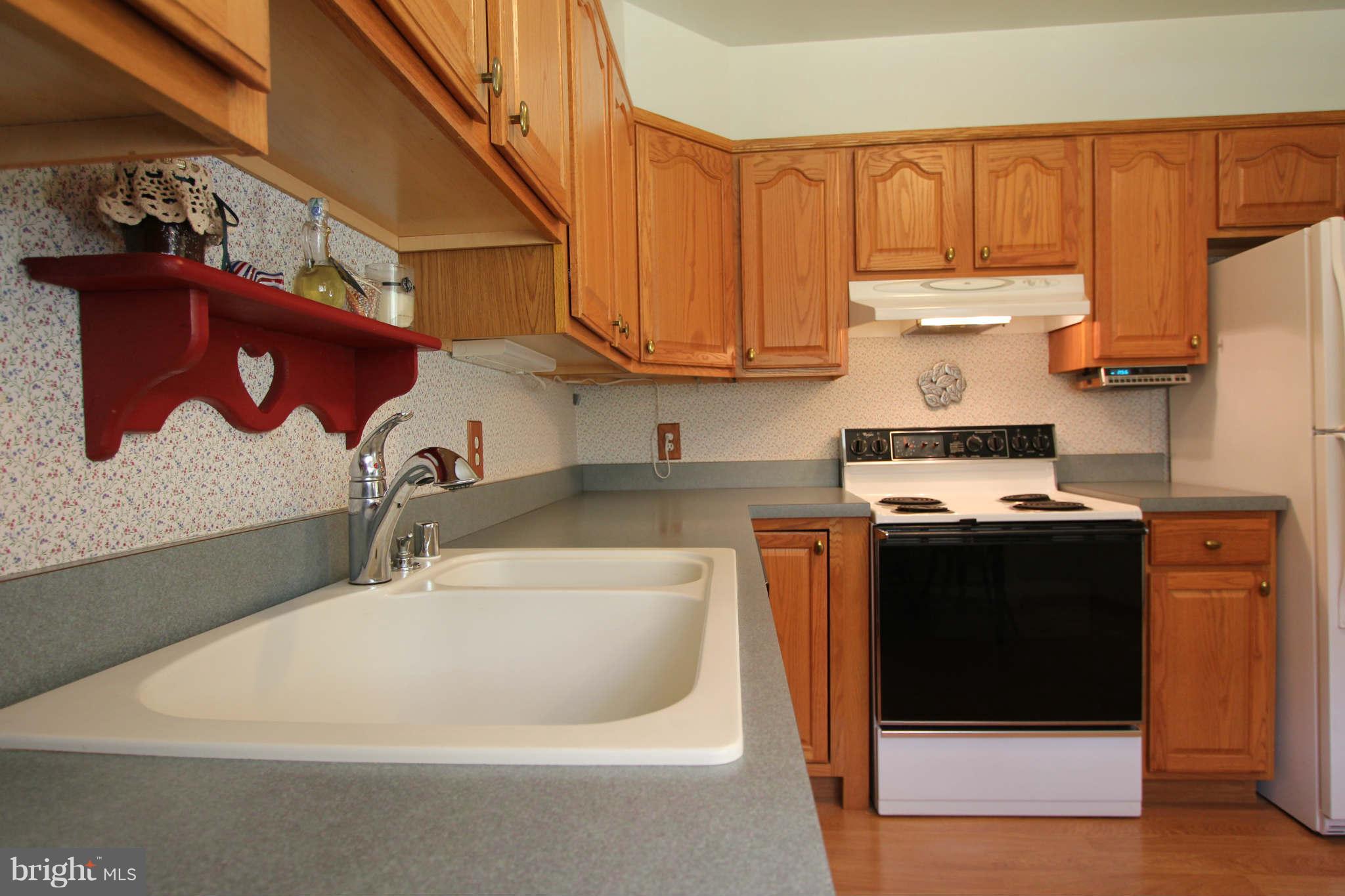 315 Kolbe Road Westminster, MD 21157 - Photo 10 of 23 Kitchen