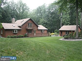 351 Warwick Road Elverson, PA 19520 - Photo 2 of 12 Exterior Back