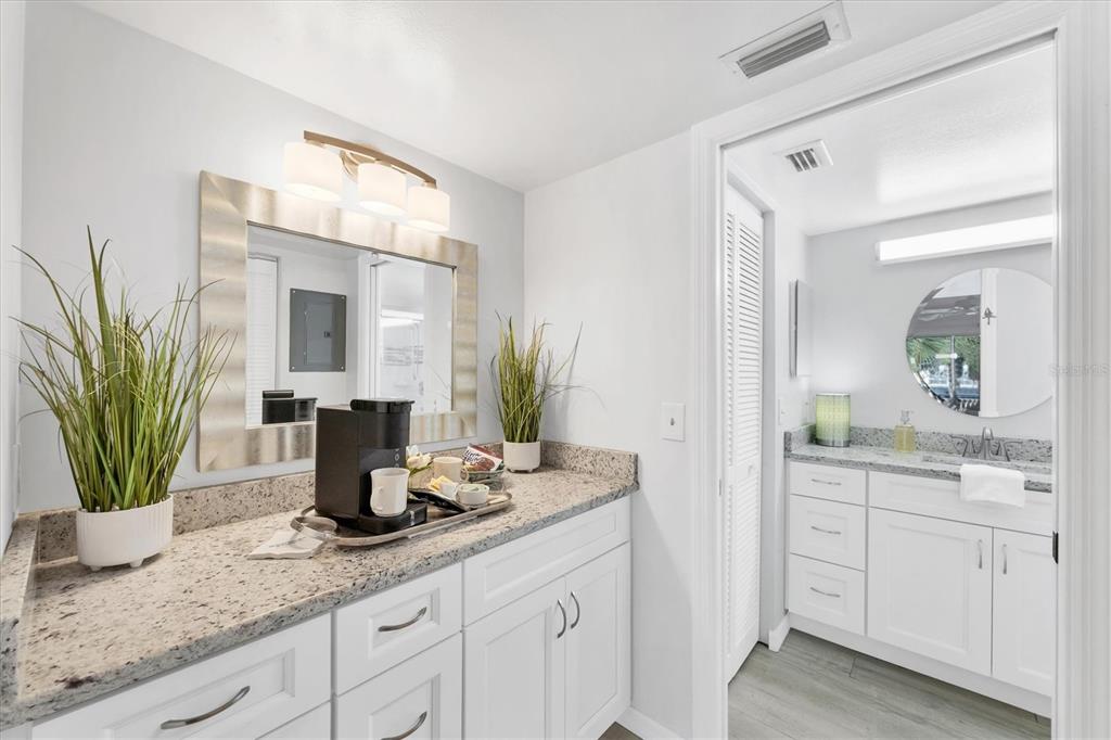 454 Cerromar Road, Unit 275 Venice, FL 34293 - Photo 18 of 51