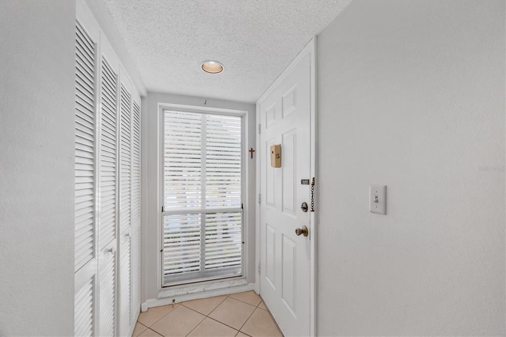 454 Cerromar Road, Unit 275 Venice, FL 34293 - Photo 5 of 51