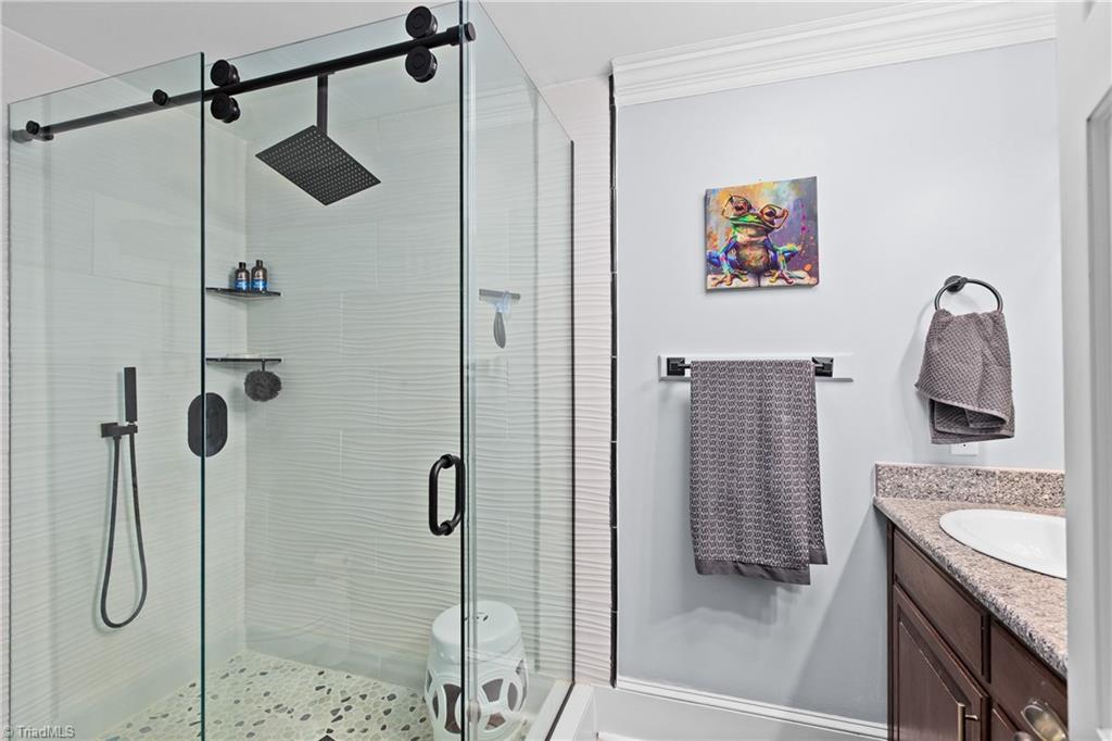 4112 St Johns Street High Point, NC 27265 - Photo 28 of 44 Second level bath