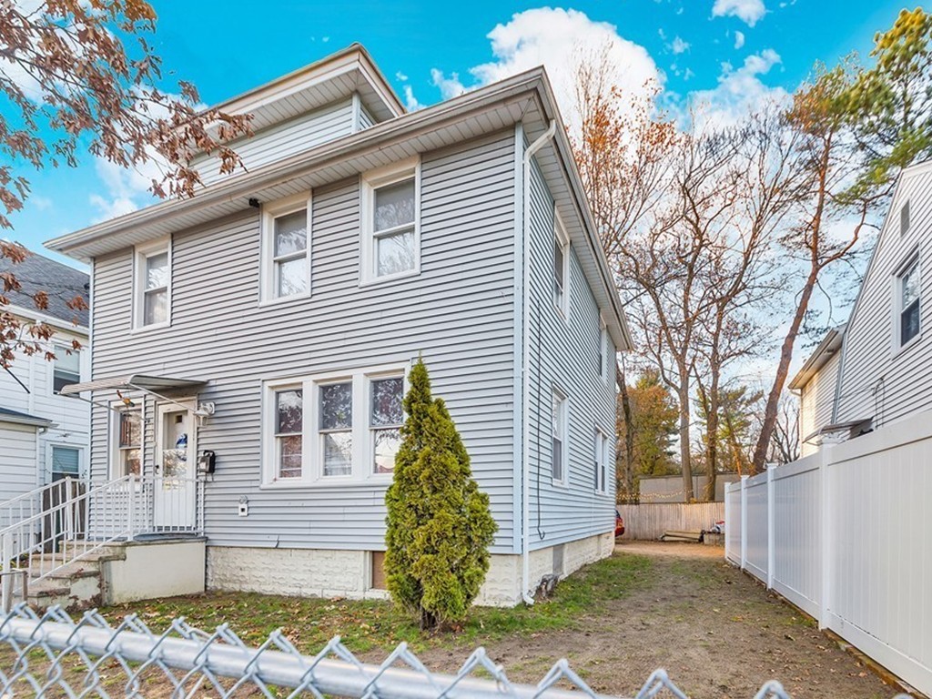 334 Chapin Terrace Springfield, MA 01104 - Photo 1 of 23 Gallery Image 1