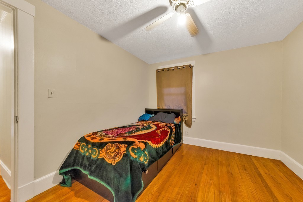 334 Chapin Terrace Springfield, MA 01104 - Photo 17 of 23 Gallery Image 17
