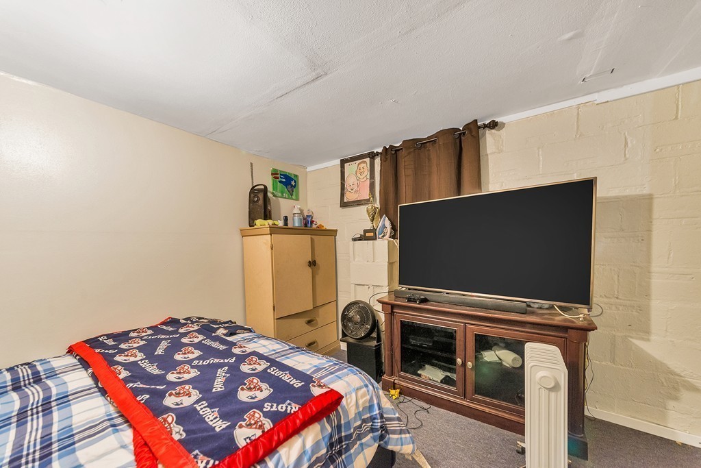 334 Chapin Terrace Springfield, MA 01104 - Photo 19 of 23 Gallery Image 19