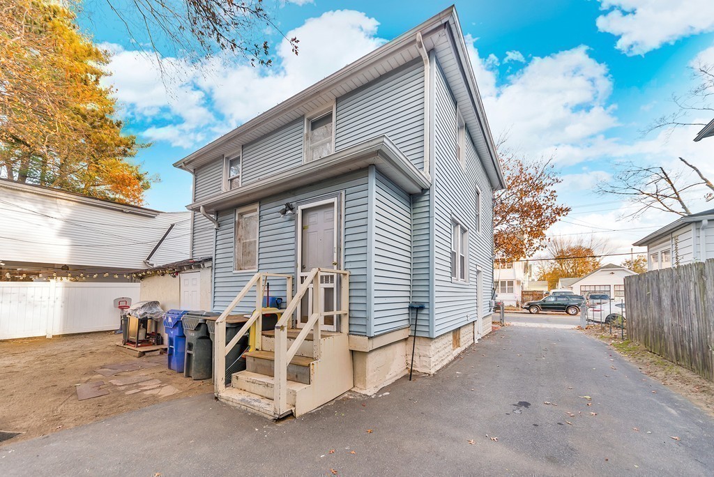 334 Chapin Terrace Springfield, MA 01104 - Photo 21 of 23 Gallery Image 21