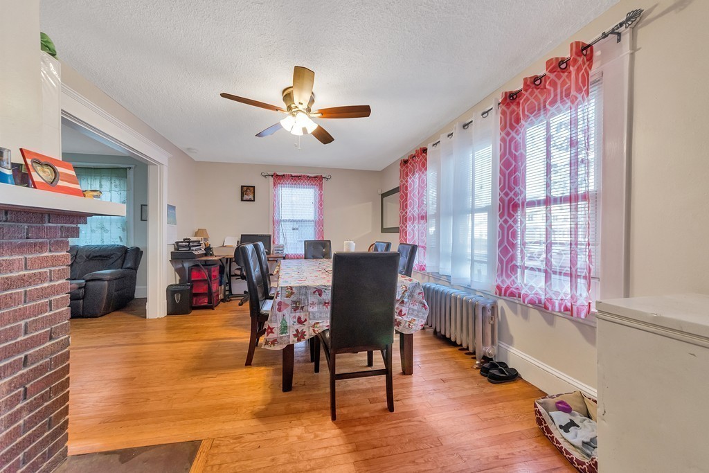 334 Chapin Terrace Springfield, MA 01104 - Photo 5 of 23 Gallery Image 5