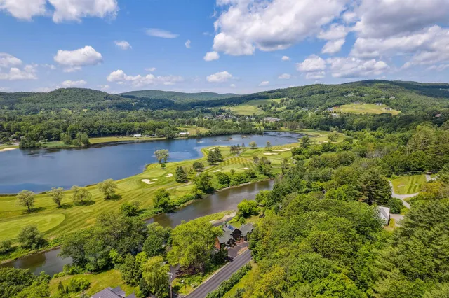 $1,865,000 | 2346 Quechee Main Street, Hartford, VT 05059