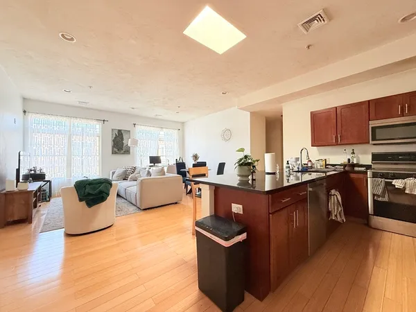 $3,700 | 9 Gardner Street, Unit 14, Boston, MA 02134
