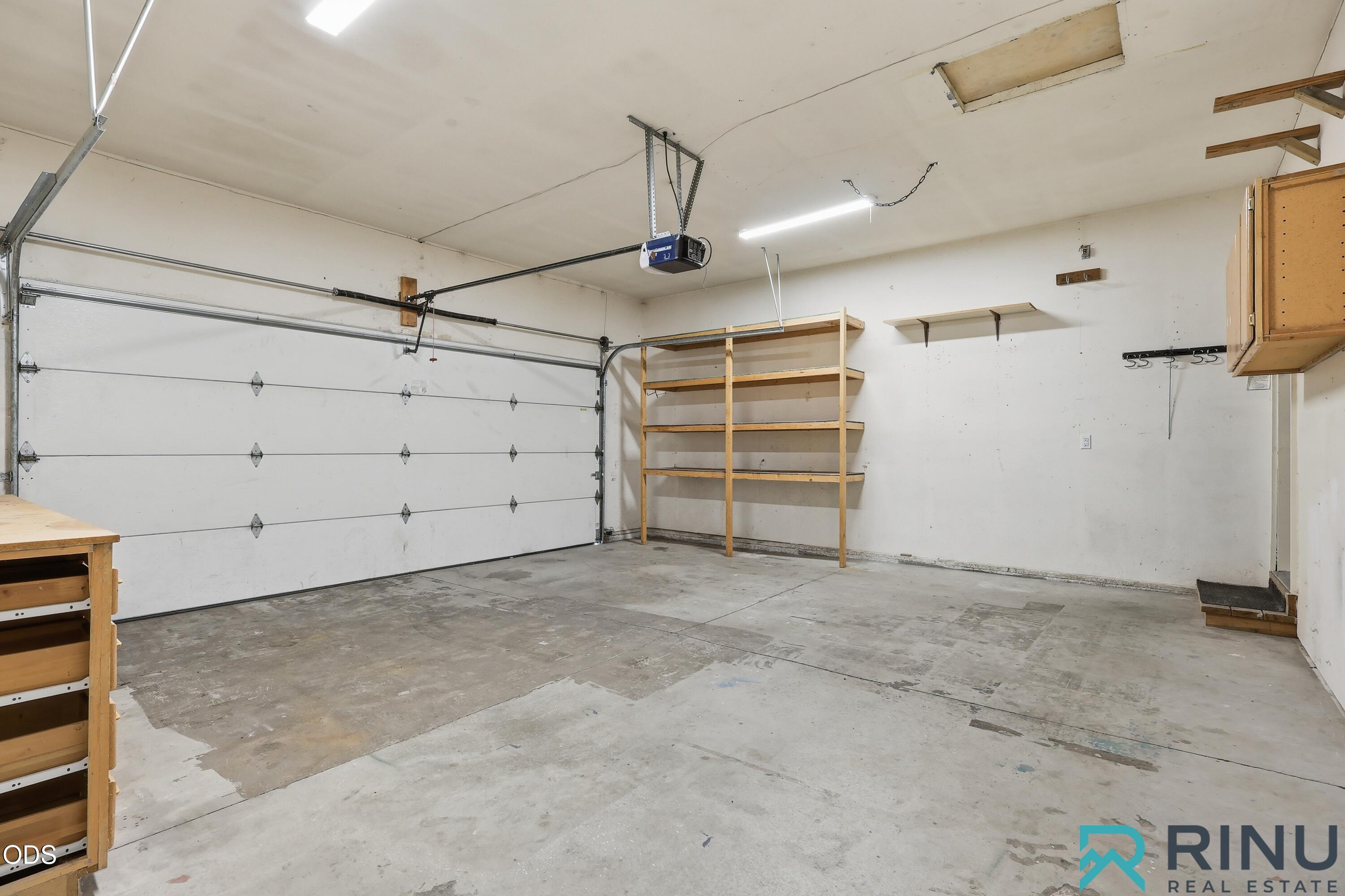 1810 Southwest 27th Street Redmond, OR 97756 - Photo 27 of 53