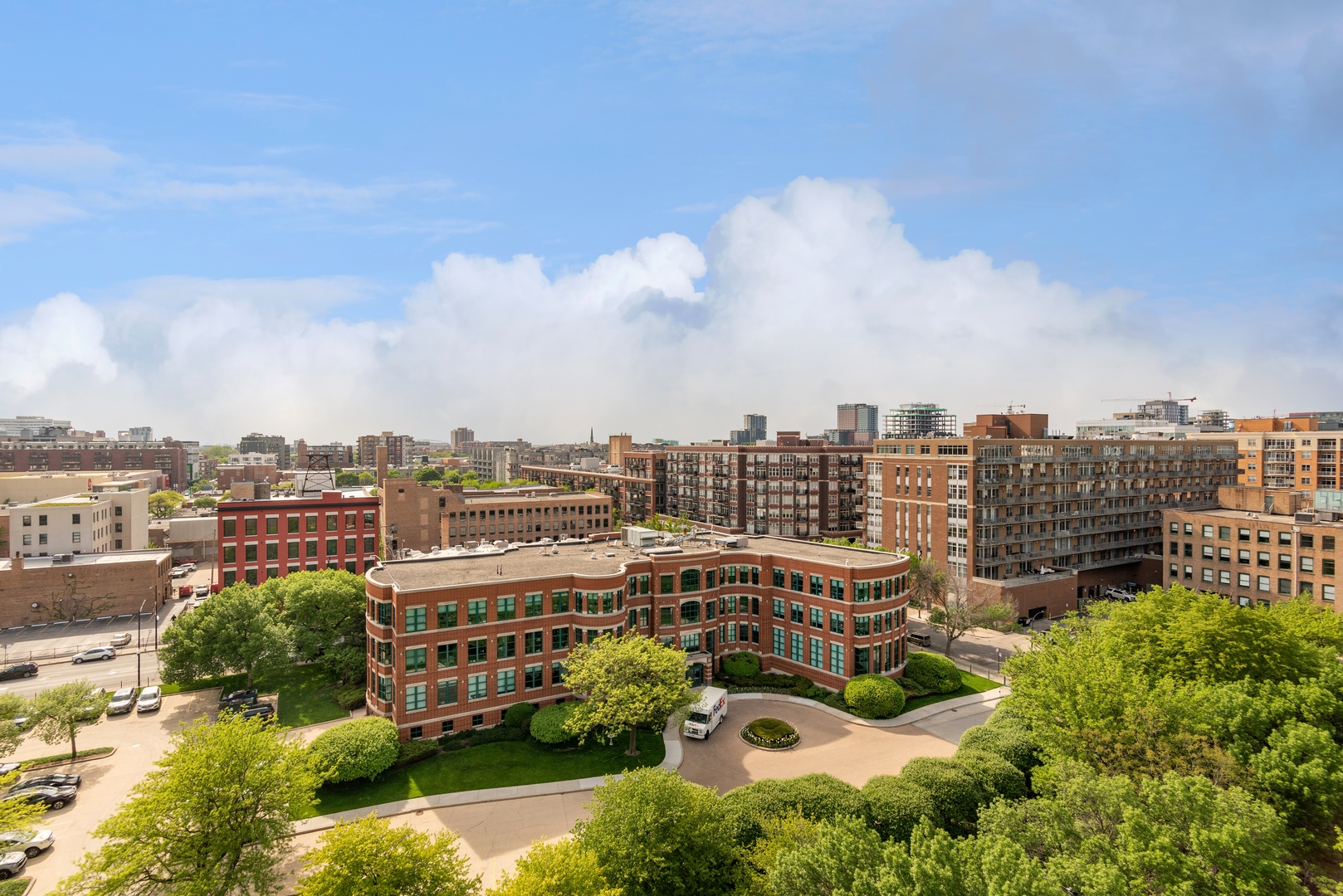 225 South Sangamon Street, Unit 912 Chicago, IL 60607 - Photo 8 of 22 Gallery Image 8