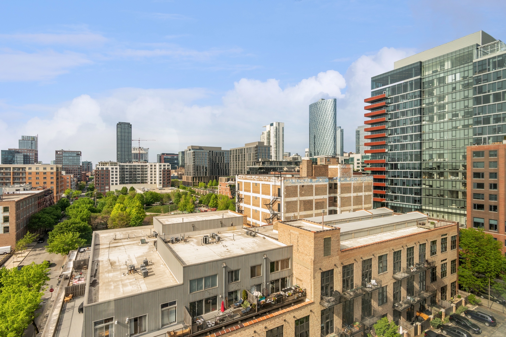 225 South Sangamon Street, Unit 912 Chicago, IL 60607 - Photo 9 of 22 Gallery Image 9
