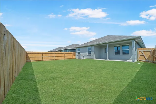 $1,900 | 465 Payton Drive, New Braunfels, TX 78130