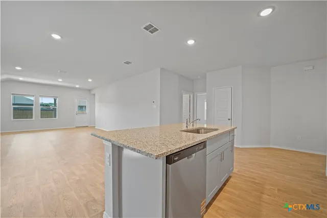 $1,900 | 465 Payton Drive, New Braunfels, TX 78130