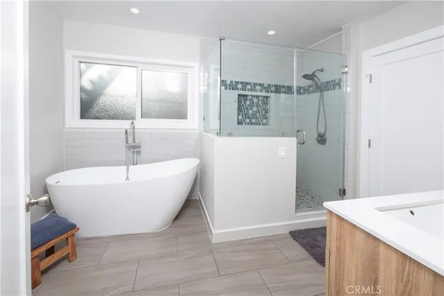 $1,550,000 | 9326 Via Amorita, Downey, CA 90241