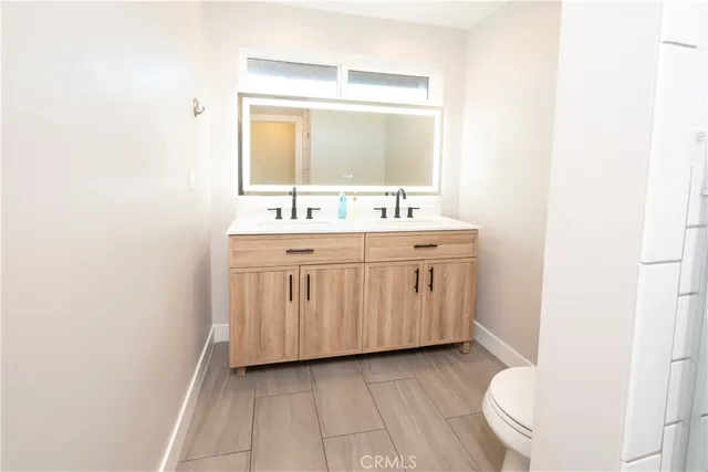 $1,550,000 | 9326 Via Amorita, Downey, CA 90241