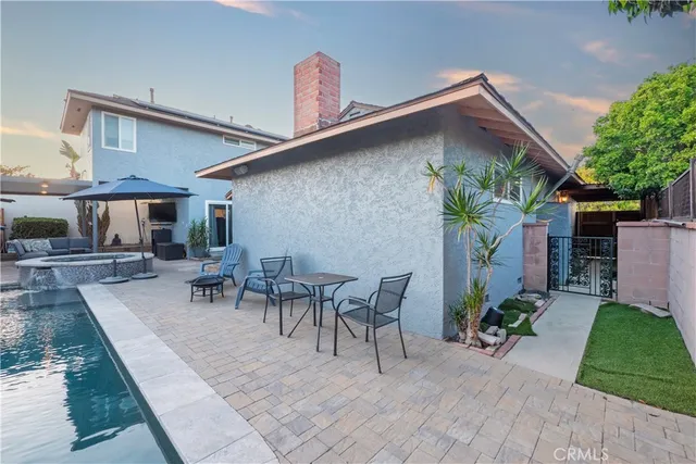$1,550,000 | 9326 Via Amorita, Downey, CA 90241