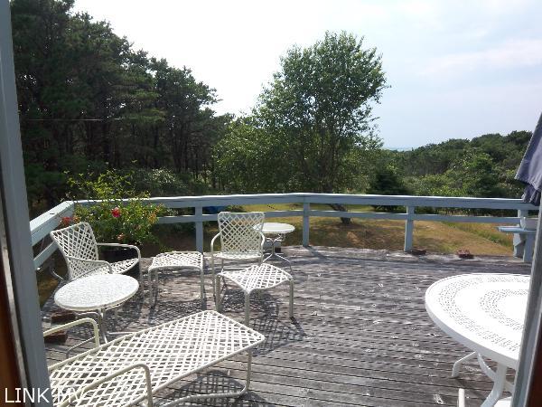 50 North Neck Road Edgartown, MA 02539 - Photo 14 of 17 http://d1qzqeyxiitrap.cloudfront.net/photos/20877/600/092dd8c9.jpg