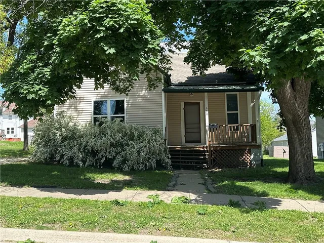 $120,000 | 609 North Mulberry Street, Maryville, MO 64468