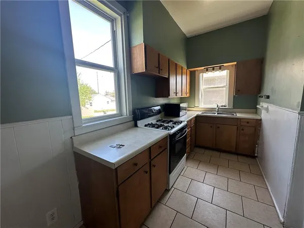 $120,000 | 609 North Mulberry Street, Maryville, MO 64468