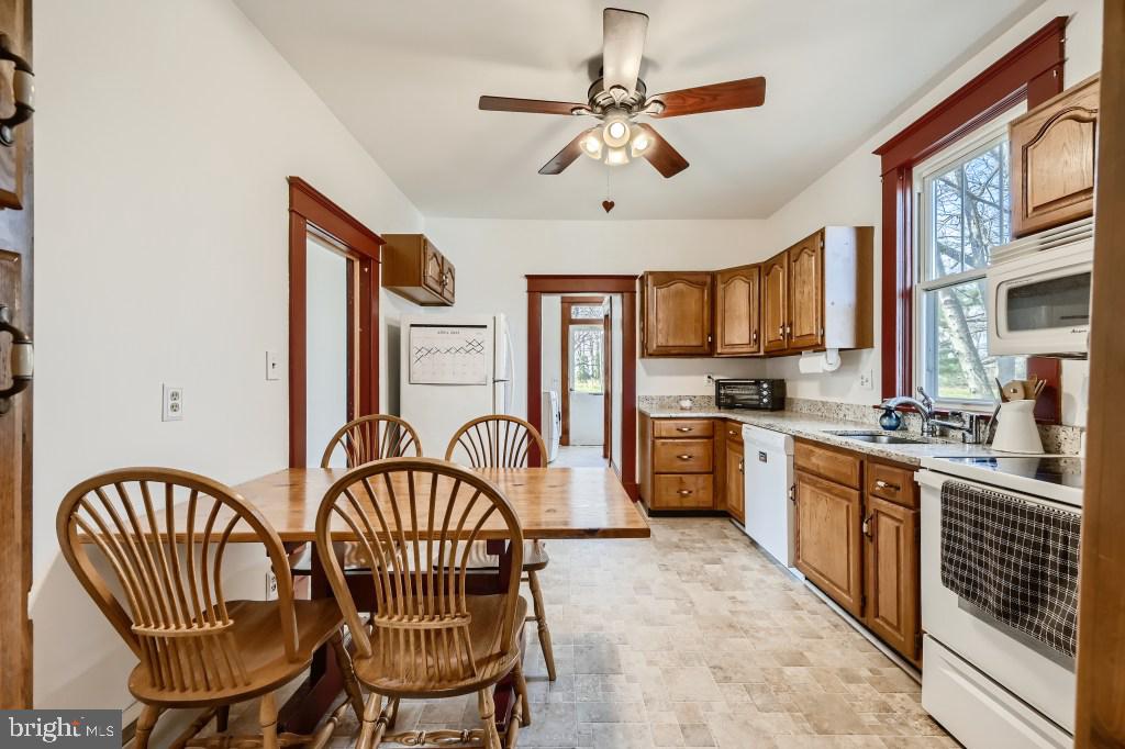 4525 Ridge Road Nottingham, MD 21236 - Photo 10 of 33 Gallery Image 10