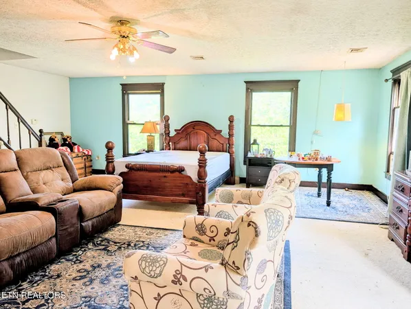 724 West Old Highway 53, Celina, TN 38551