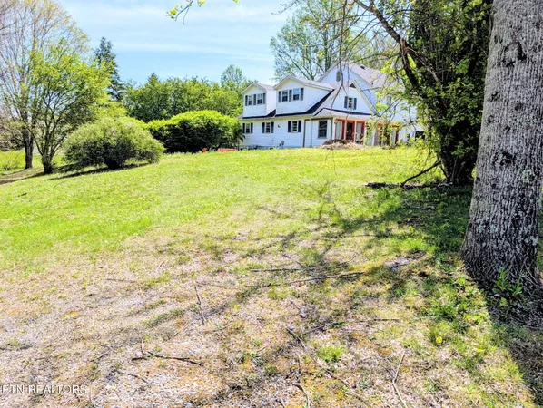 724 West Old Highway 53, Celina, TN 38551