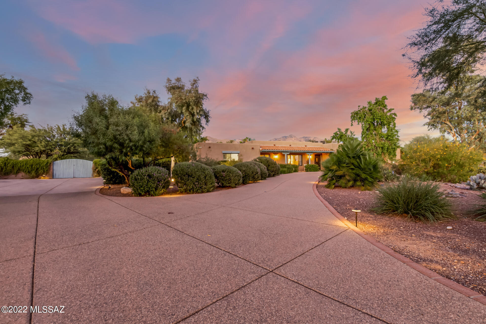 950 West Los Altos Road Tucson, AZ 85704 - Photo 2 of 50 Gallery Image 2