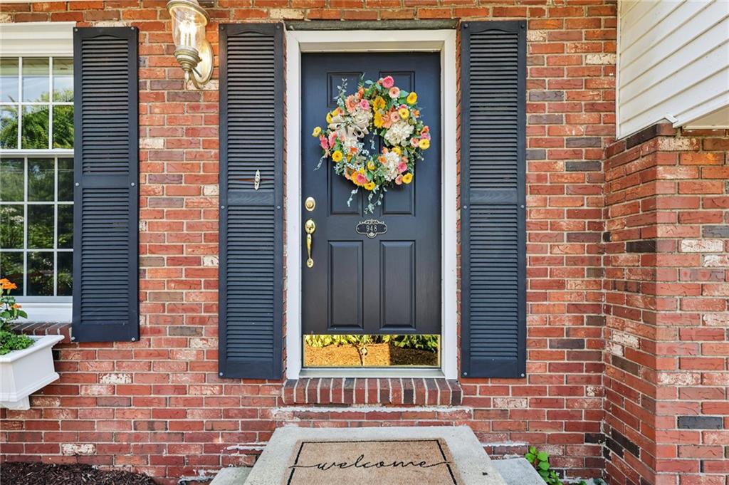 948 9th Street New Castle, PA 16101 - Photo 2 of 31 a view of front door of house and a street